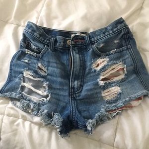 Hollister High-waisted shorts